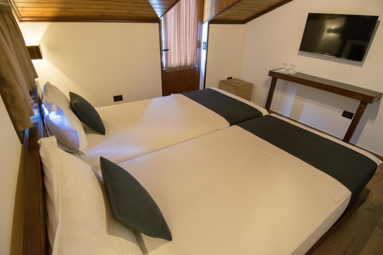 Kale Guesthouse Гирокастра Экстерьер фото