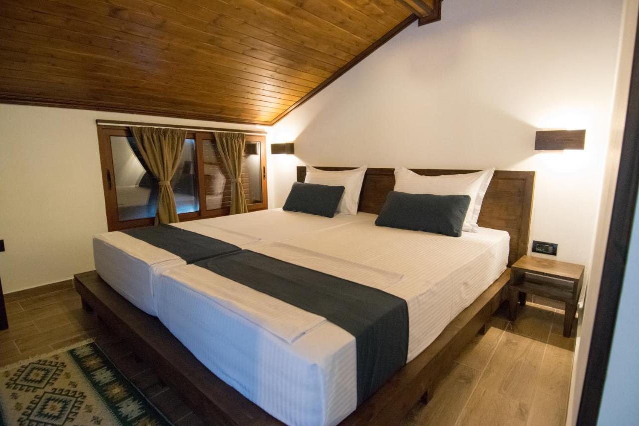 Kale Guesthouse Гирокастра Экстерьер фото