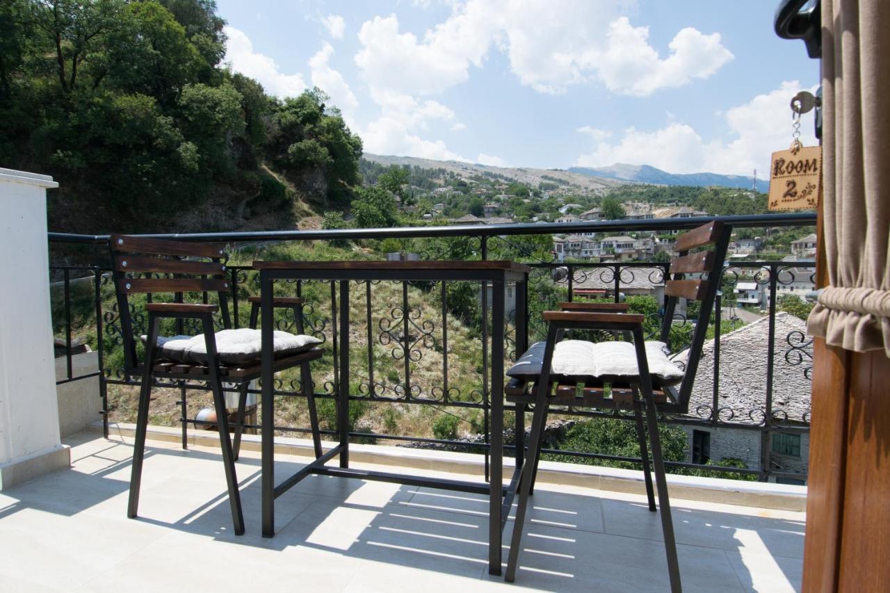 Kale Guesthouse Гирокастра Экстерьер фото